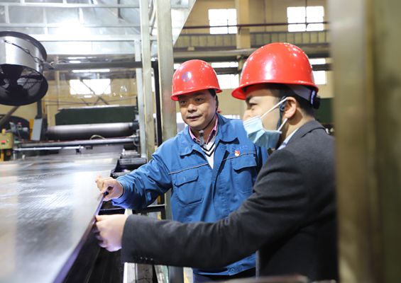 桐鄉(xiāng)市副市長庫爾班江·尼扎米丁蒞臨公司調(diào)研指導